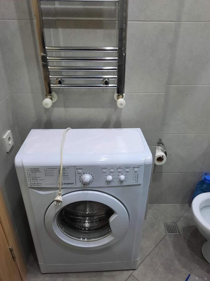 Yalcin Star Residence Diana'S Flat Batumi Bagian luar foto